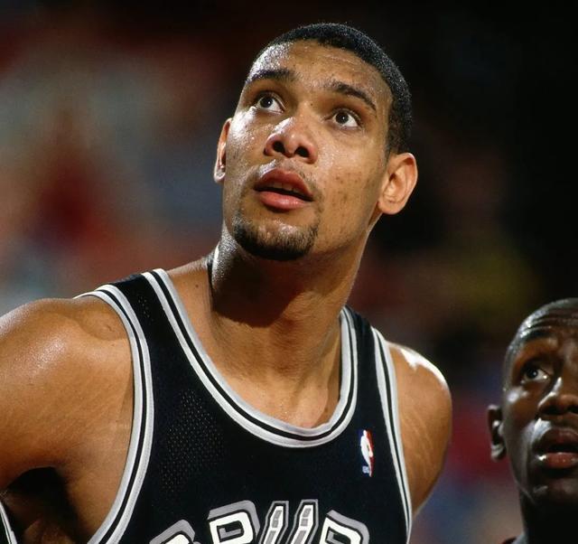 遇类似的滑 遇类似的滑