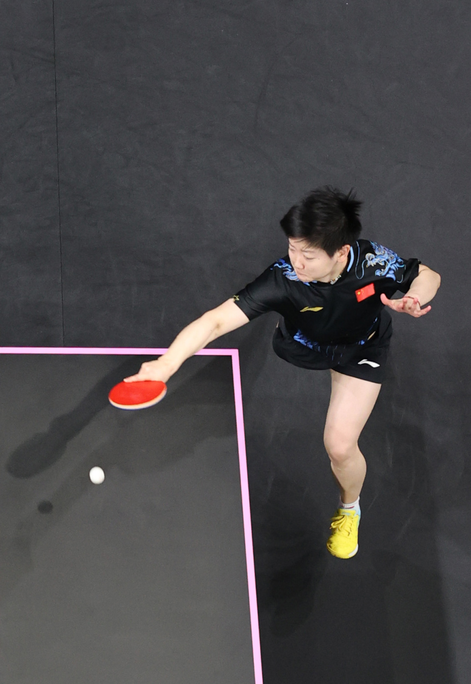 继续效力一 继续效力一