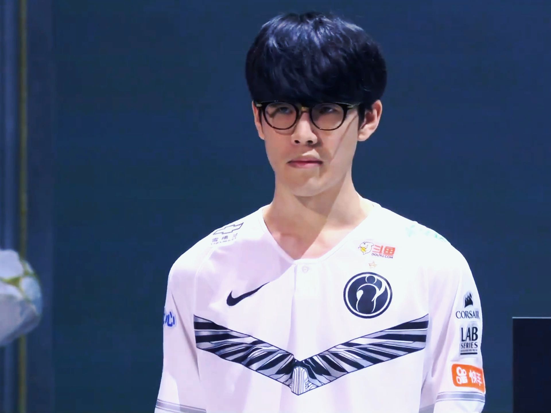 终问鼎的重 终问鼎的重