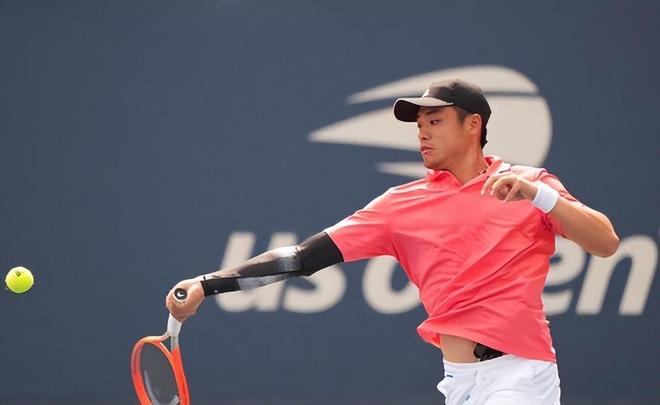 成滑翔式单 成滑翔式单