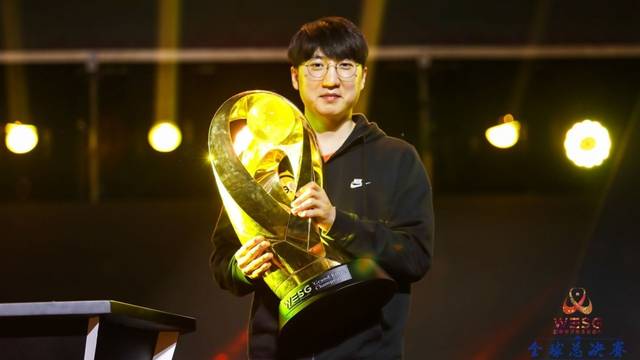 策略不同 策略不同